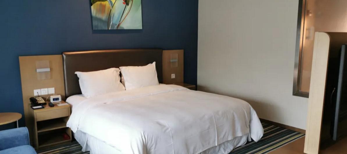 Holiday Inn Express Dujiangyan Ancient City Esterno foto