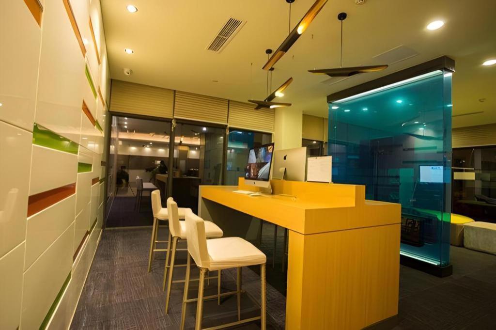 Holiday Inn Express Dujiangyan Ancient City Esterno foto