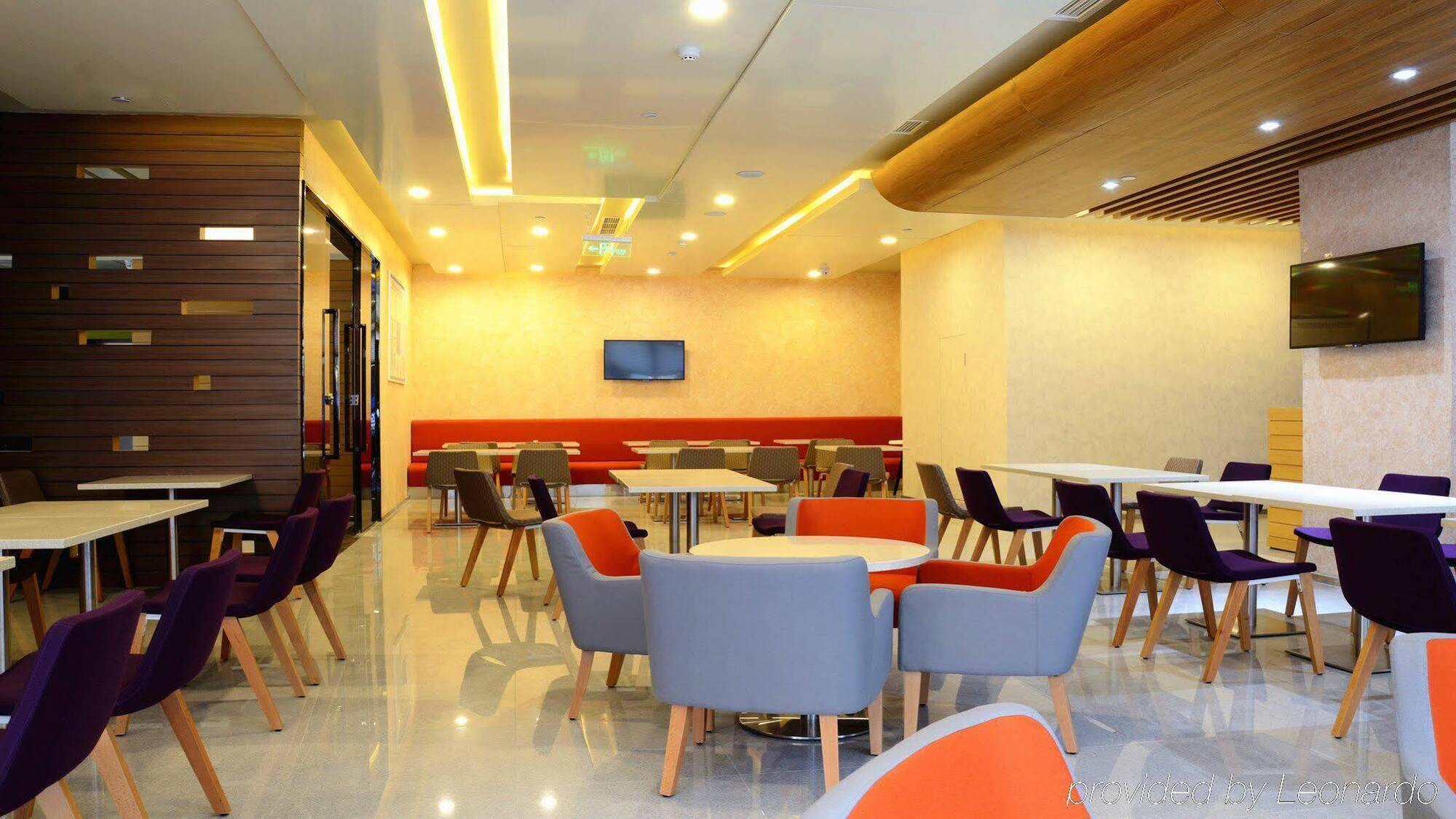 Holiday Inn Express Dujiangyan Ancient City Esterno foto